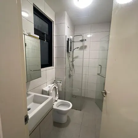 Arinara Homestay Near Ioi City Mall Putrajaya 3R2B 5-6Pax At Conezion Residence Kampong Abu Bakar Bagian luar foto