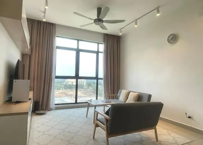 Arinara Homestay Near Ioi City Mall Putrajaya 3R2B 5-6Pax At Conezion Residence